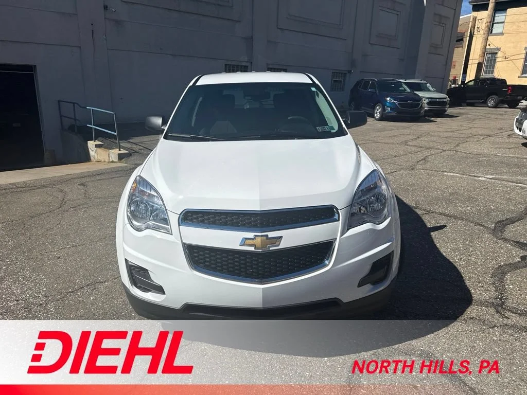 Used 2015 SUMMIT WHITE Chevrolet LS image 1