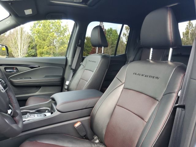 New 2026 Sonic Gray Pearl Honda Black Edition image 13