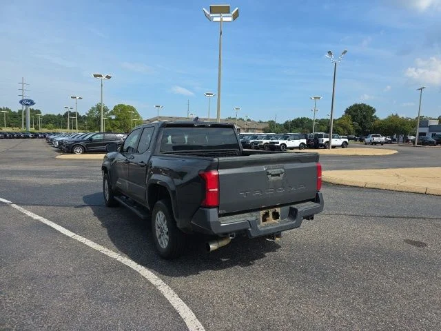 Used 2025 UNDERGROUND Toyota SR5 image 5
