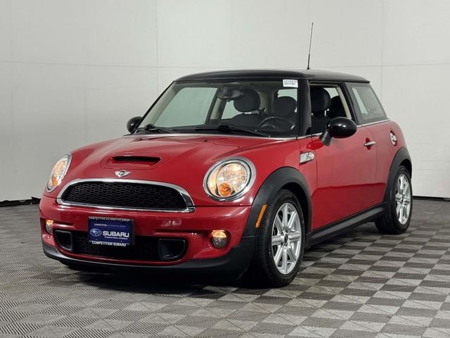 Used 2011 Chili Red MINI Base image 7