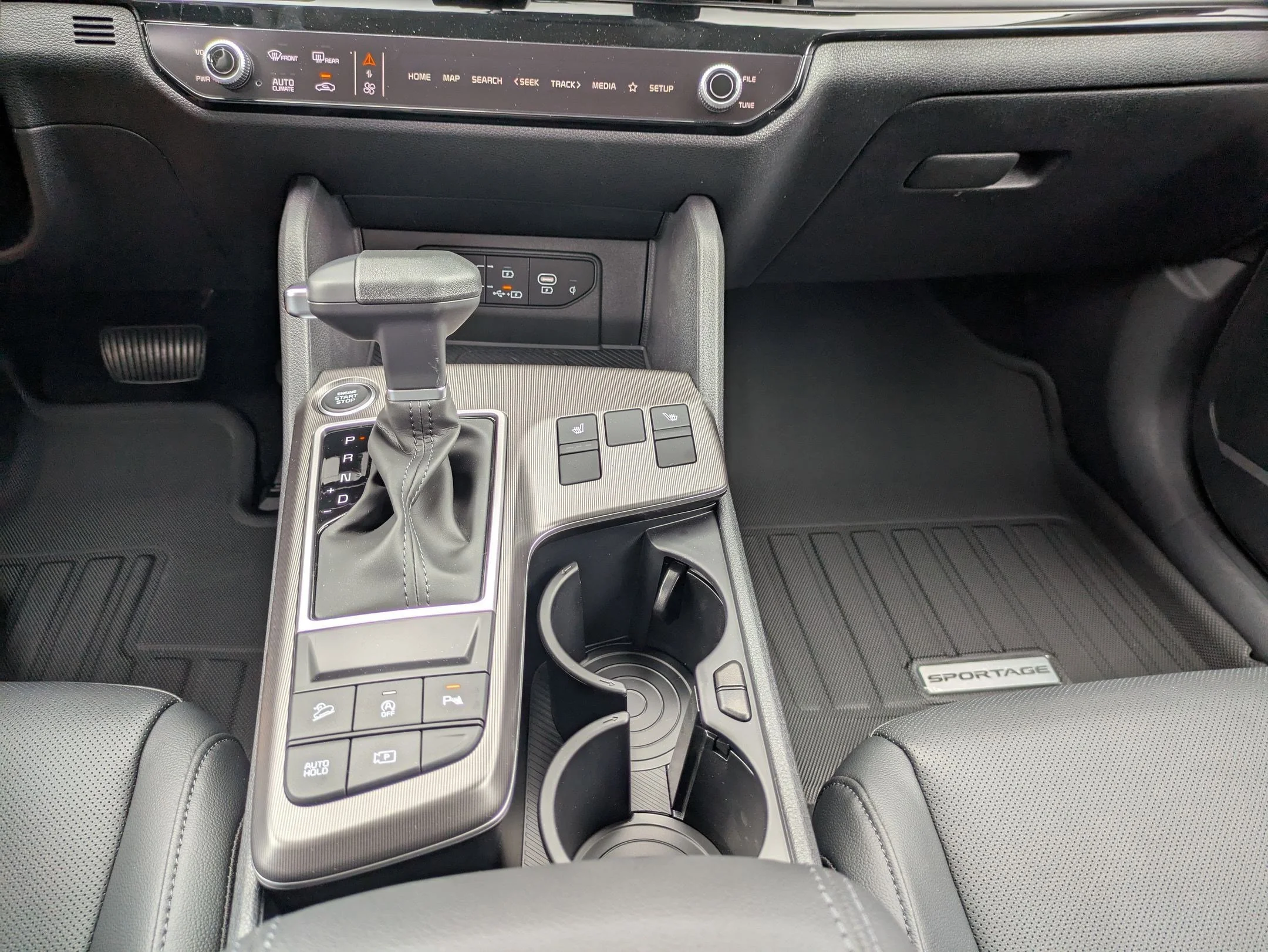 2026 Kia Sportage EX - Photo 38