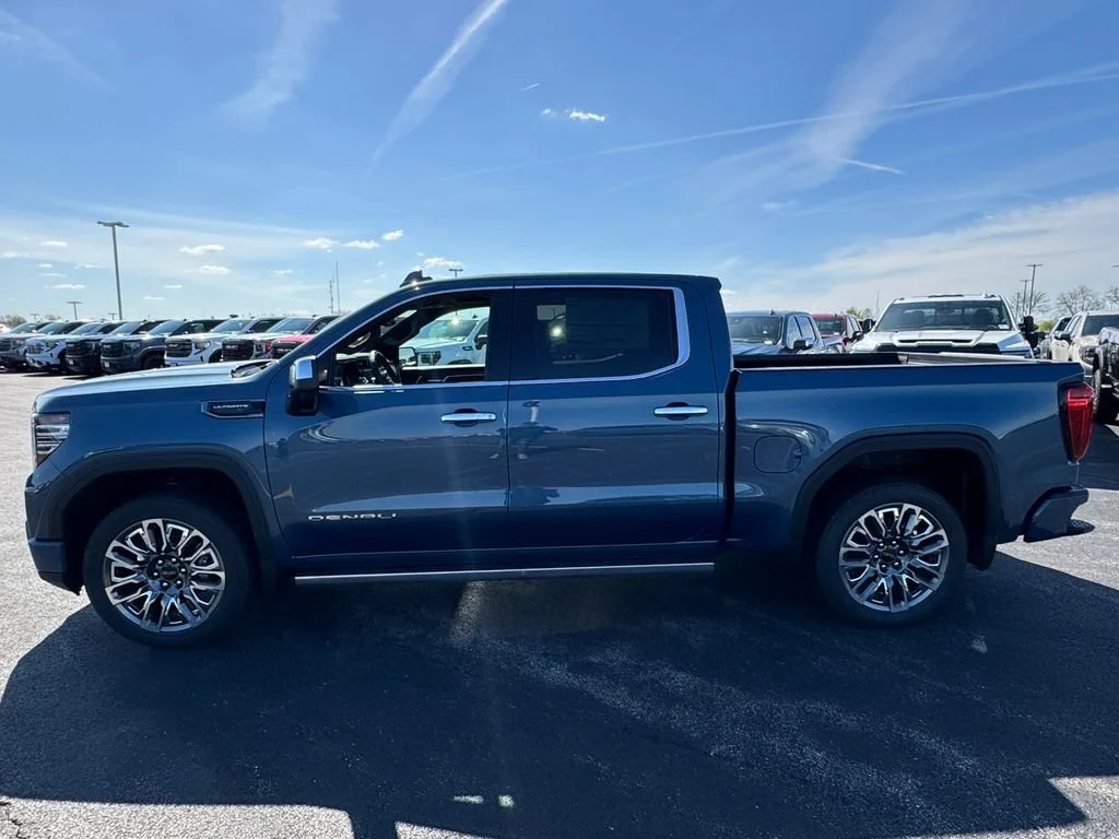 New 2026 DOWNPOUR METALLIC GMC Denali Ultimate image 10