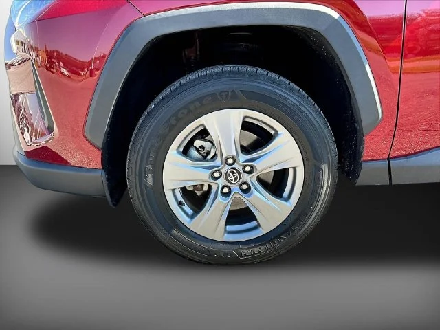 Used 2022 Red Toyota XLE image 39
