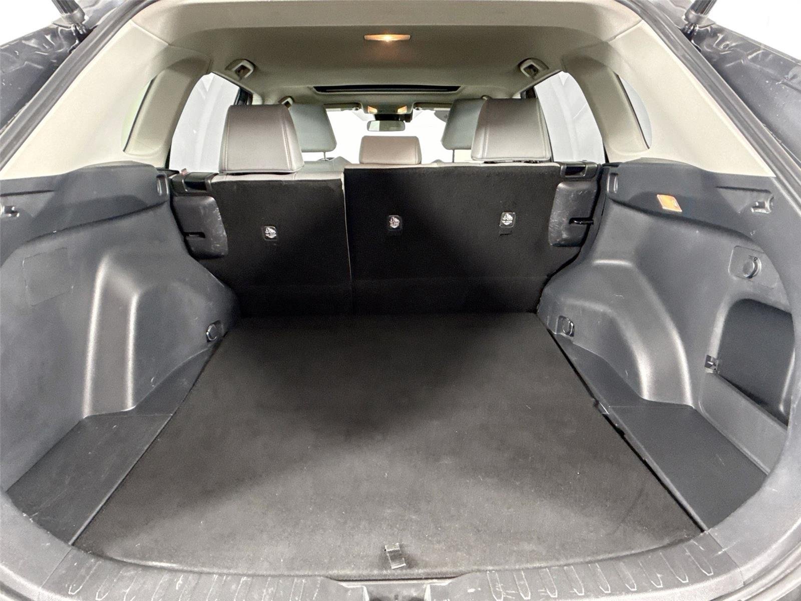 Used 2020 Magnetic Gray Metallic Toyota XLE Premium image 36