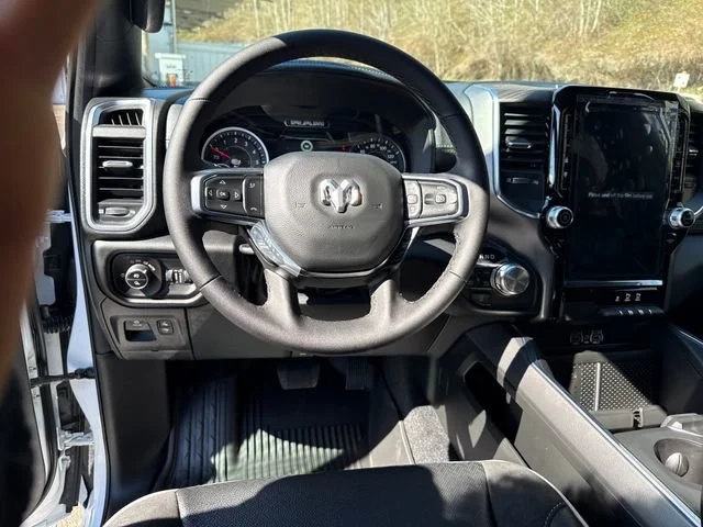 New 2026 Bright White Clear-Coat Exterior Paint RAM Laramie image 17