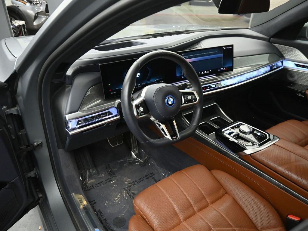 2023 BMW I7 - Image 8