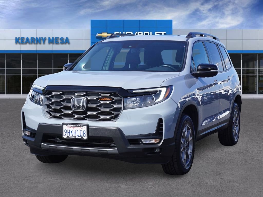 Used 2023 Gray Honda TrailSport image 3