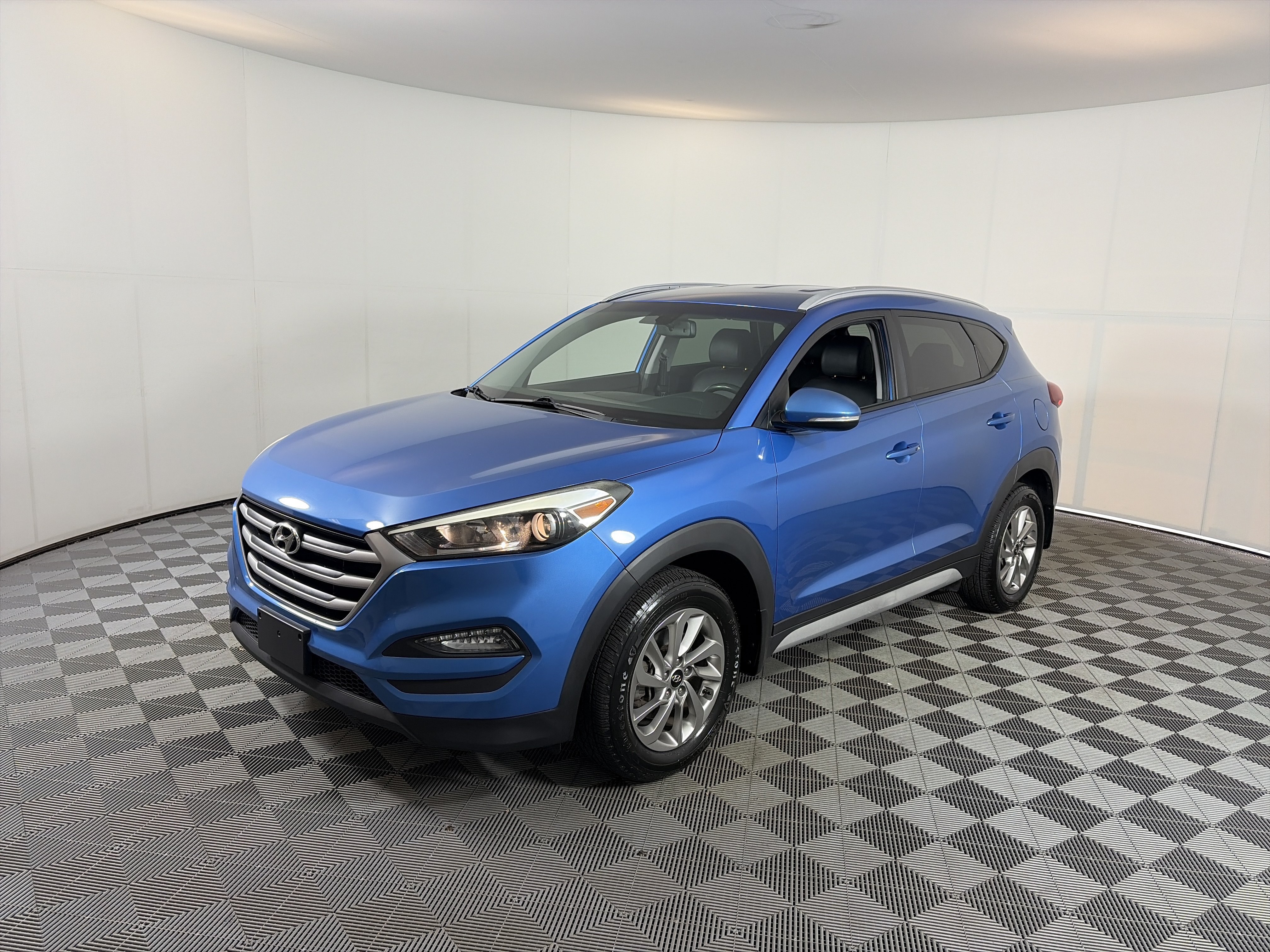 Used 2017 Hyundai Tucson SE Plus with VIN KM8J3CA43HU435156 for sale in Mishawaka, IN
