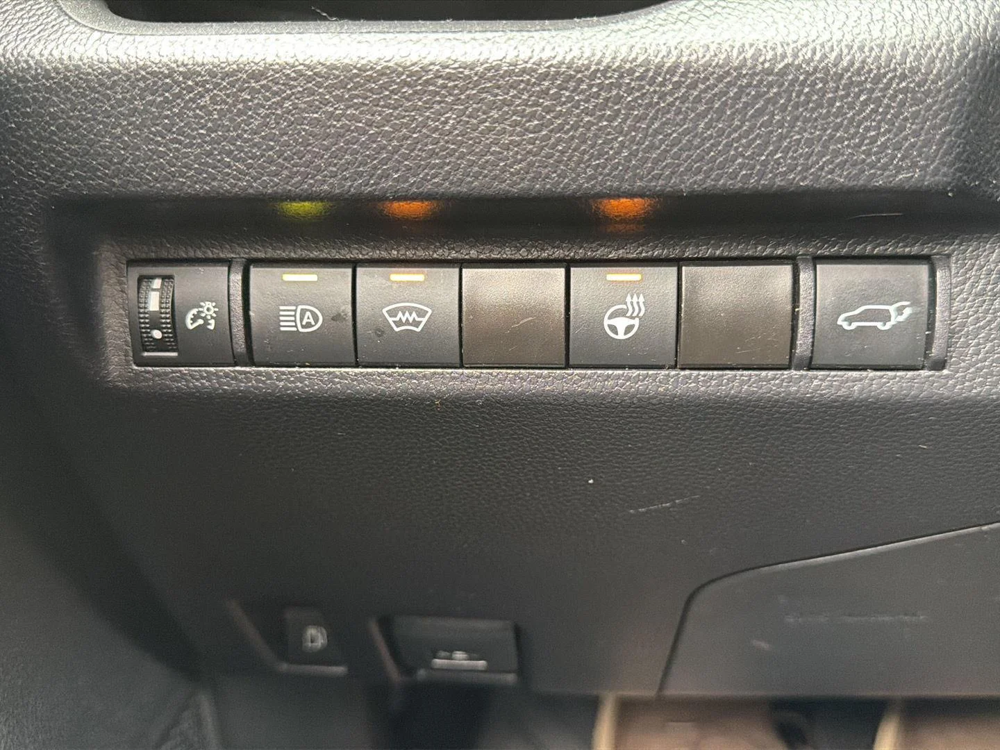 Used 2024 Magnetic Gray Metallic Toyota XLE image 19