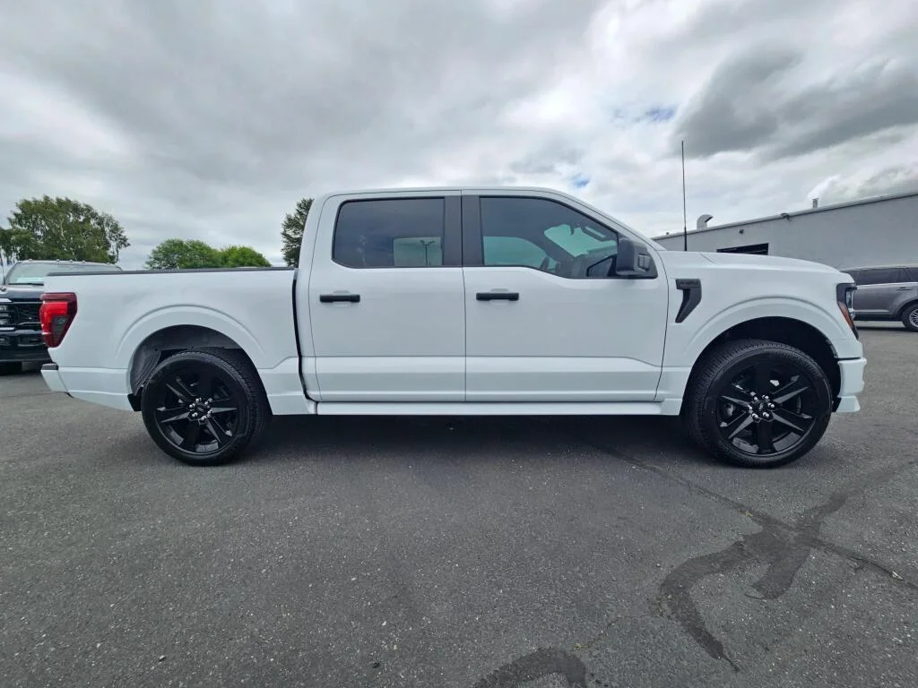 New 2026 Oxford White Ford STX® image 6