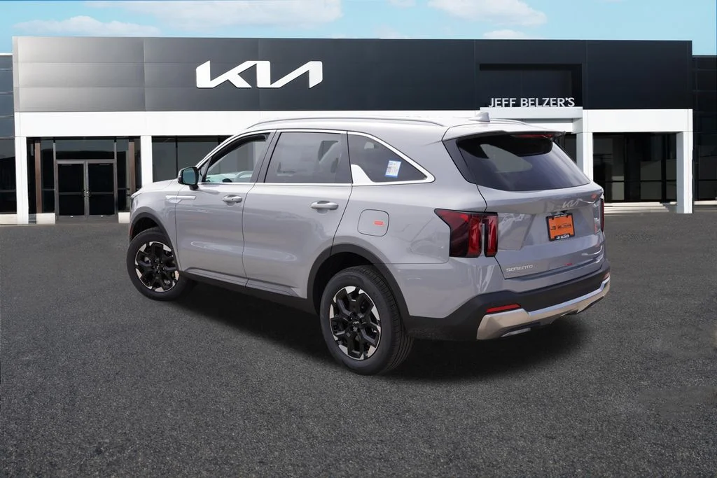 New 2026 Wolf Gray Kia S image 5
