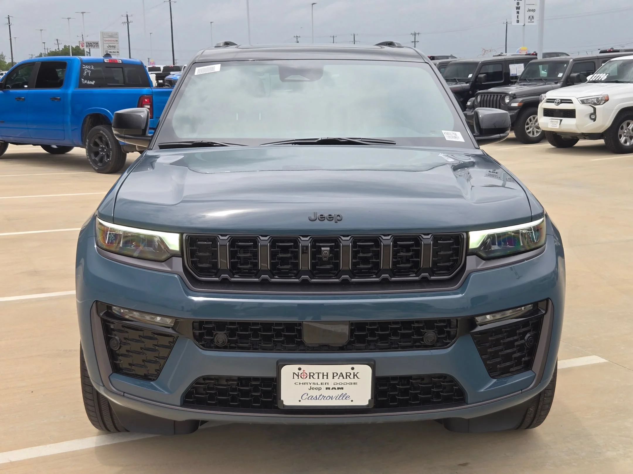 New 2026 Steel Blue Exterior Paint Jeep Summit image 8