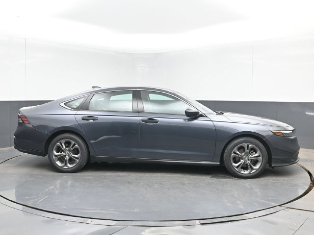 Used 2023 Gray Honda EX image 10