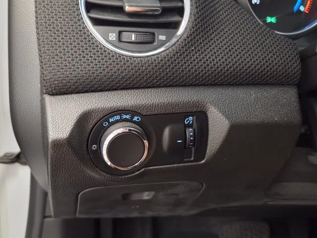 Used 2012 SUMMIT WHITE Chevrolet ECO image 28