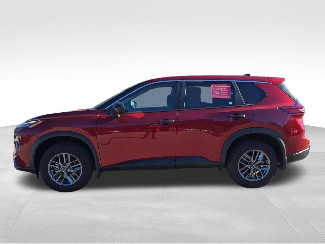Used 2026 Red Nissan S image 3
