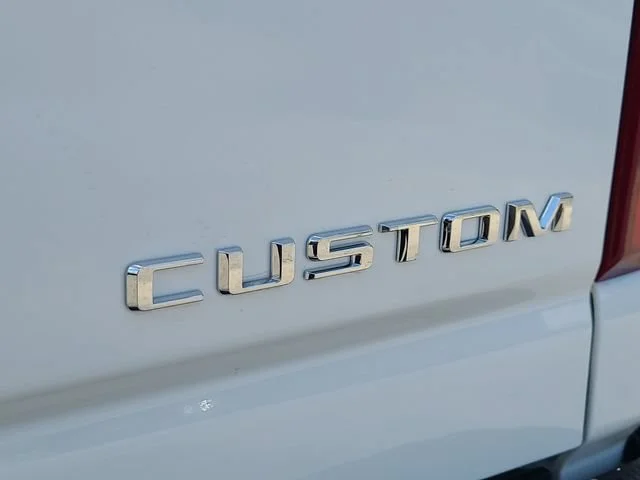 New 2026 Summit White Chevrolet Custom image 31