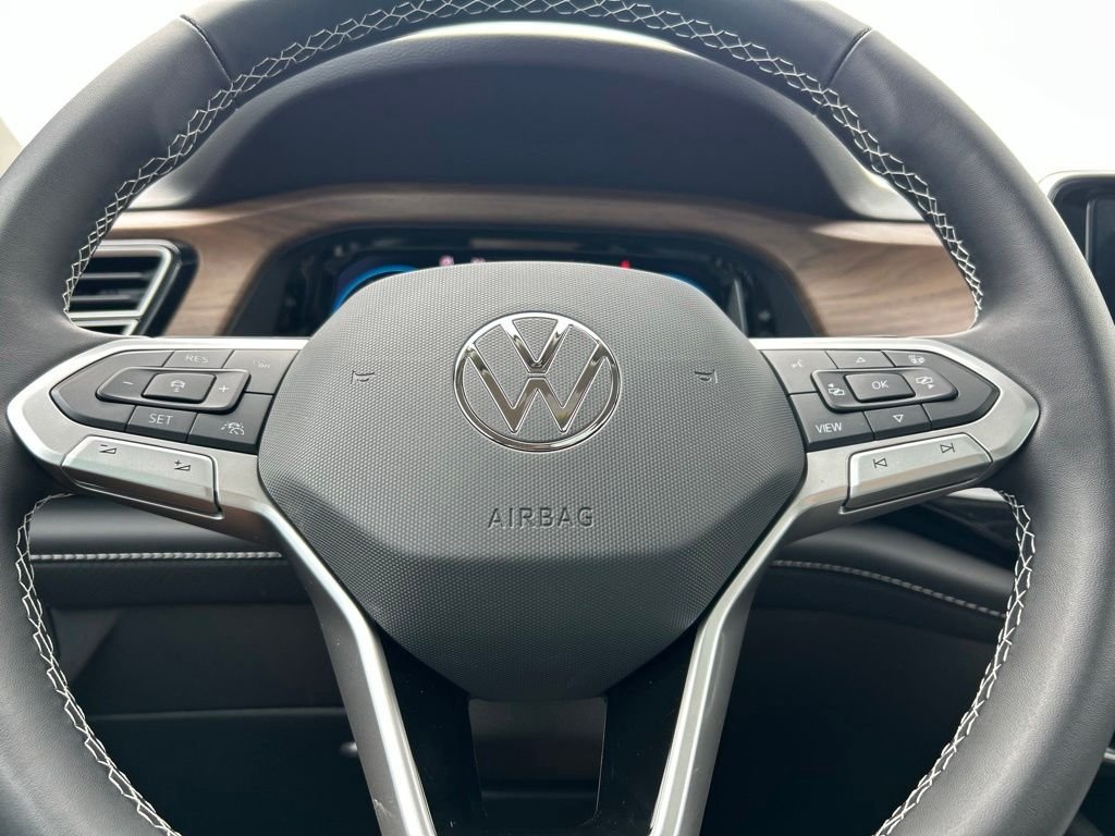 New 2026 Gray Volkswagen 2.0T SE w/Technology image 25