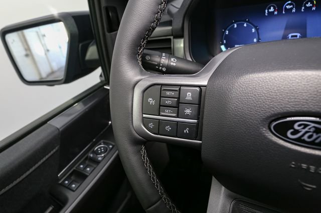 Used 2026  Ford Lariat image 34