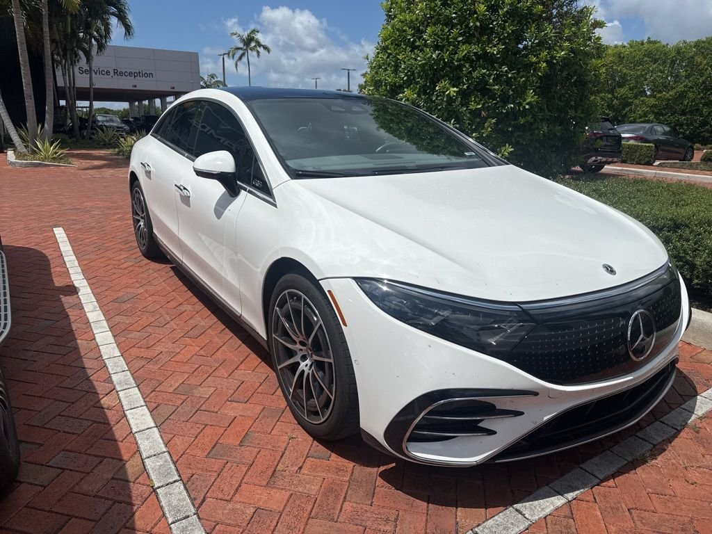 2022 Mercedes-Benz EQS EQS 450+'s photo