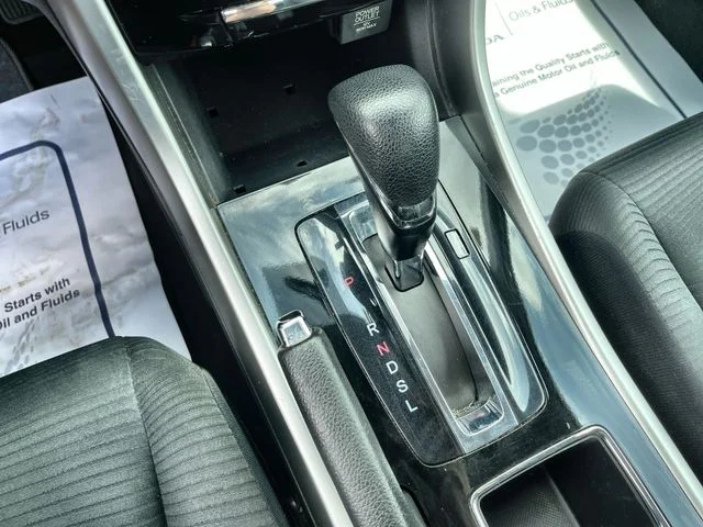 Used 2016 Silver Honda LX image 22