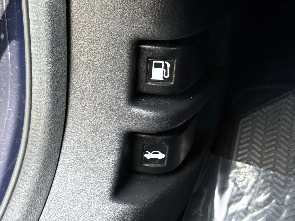 Used 2020 Gray Honda EX image 44