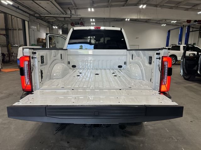 New 2026 Star White Metallic Tri-Coat Ford F-350® Platinum® image 25