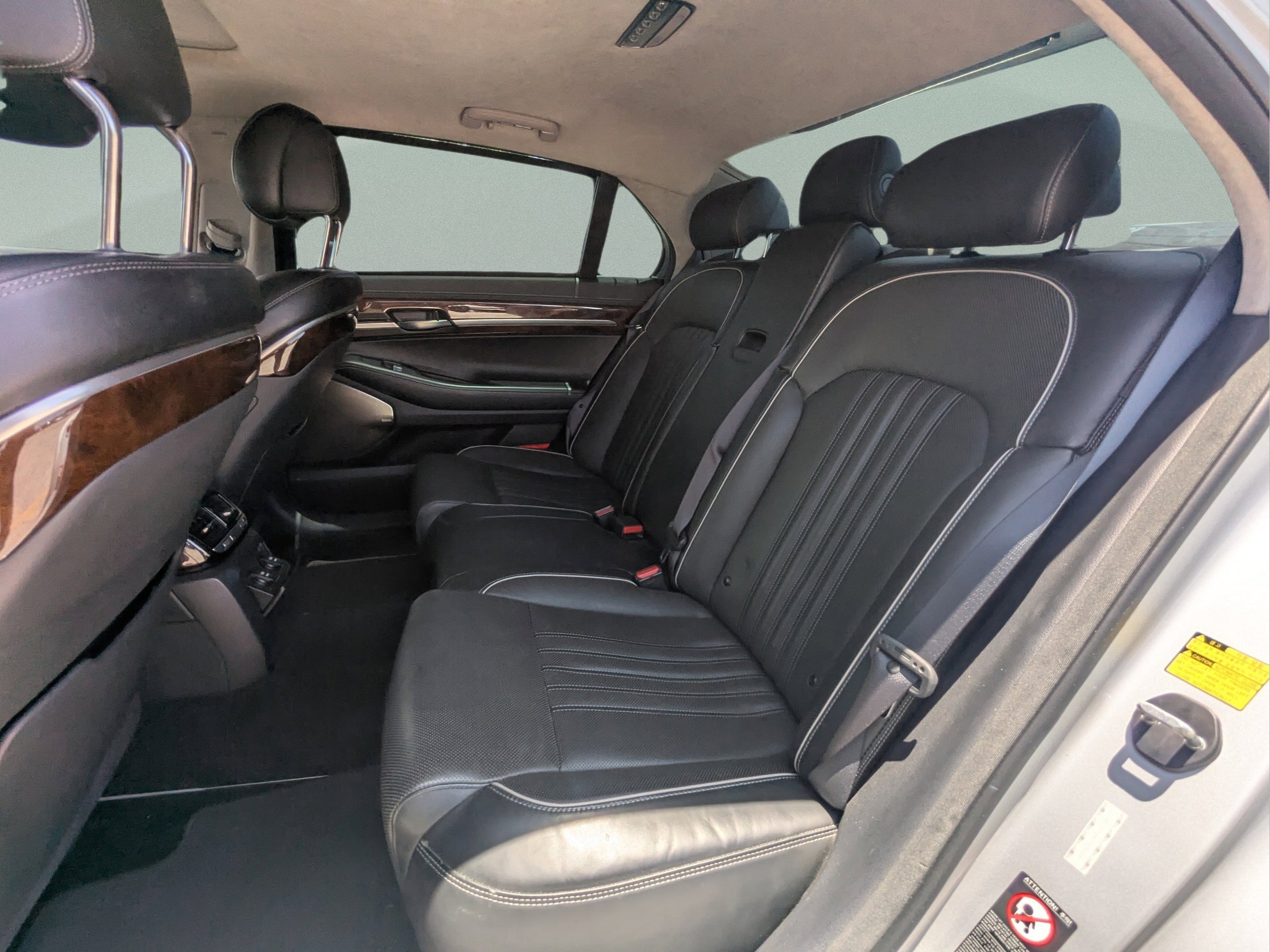 2018 GENESIS G90 Premium - Photo 11