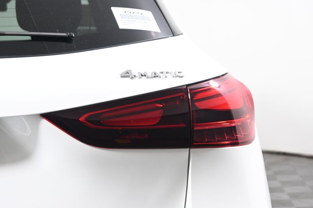 New 2026 Polar White Mercedes-Benz GLA 250 image 13