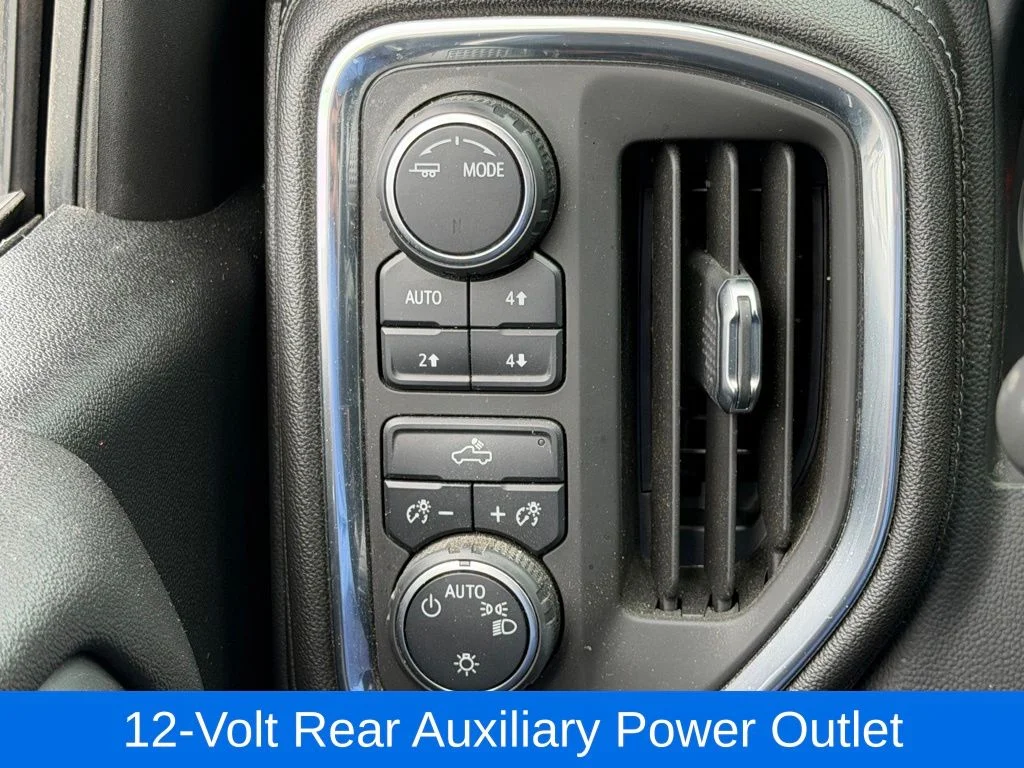 Used 2021 Silver Chevrolet LT image 32