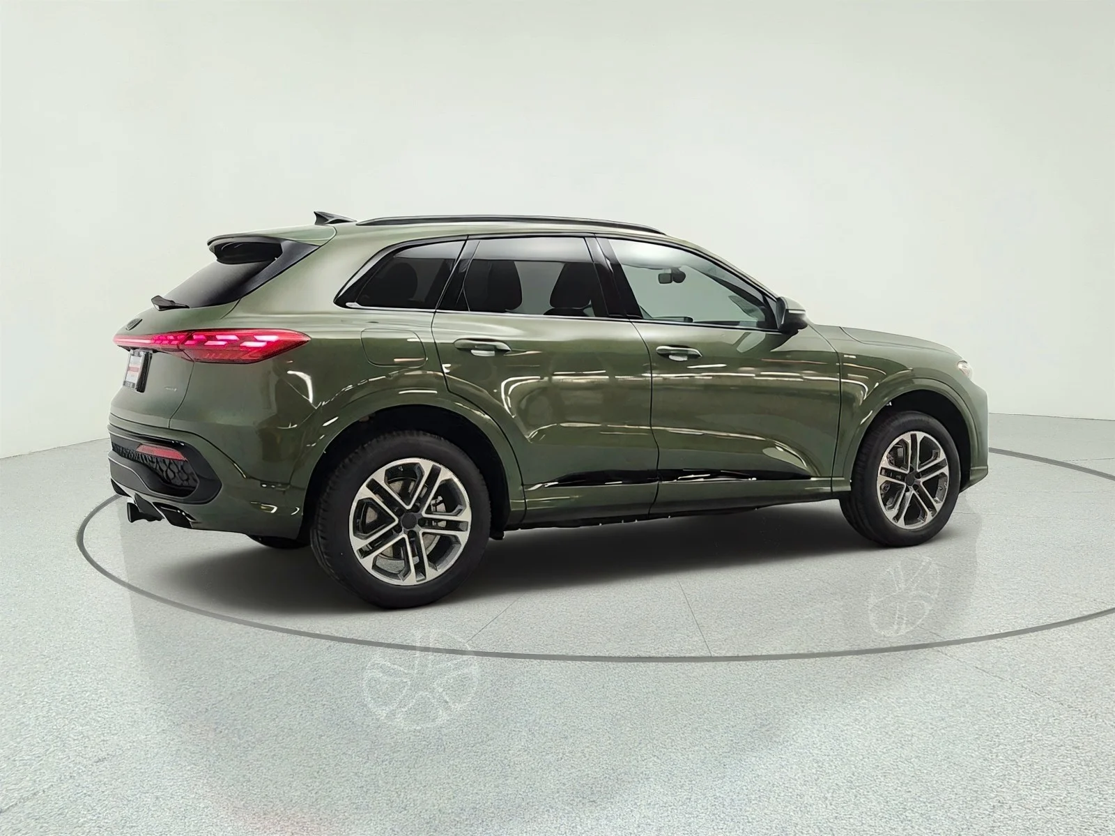 New 2026 District Green Metallic Audi Premium 2.0 TFSI quattro image 5