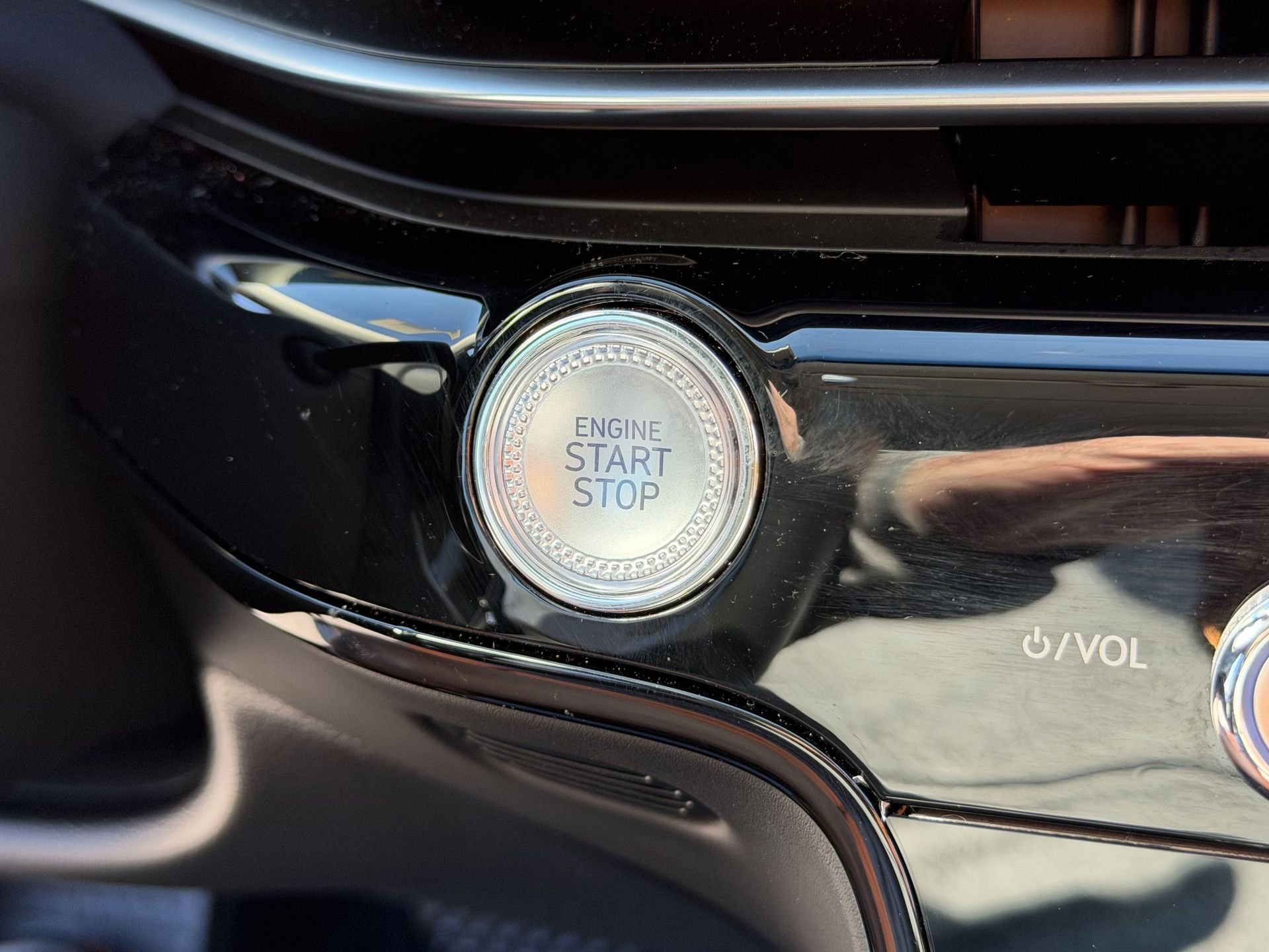 2025 GENESIS G80 Base - Photo 31