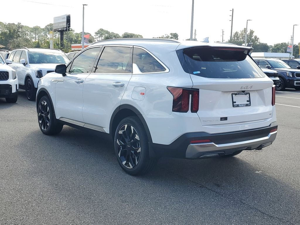 New 2026 White Kia EX image 4