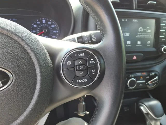 Used 2020 White Kia X-Line image 22