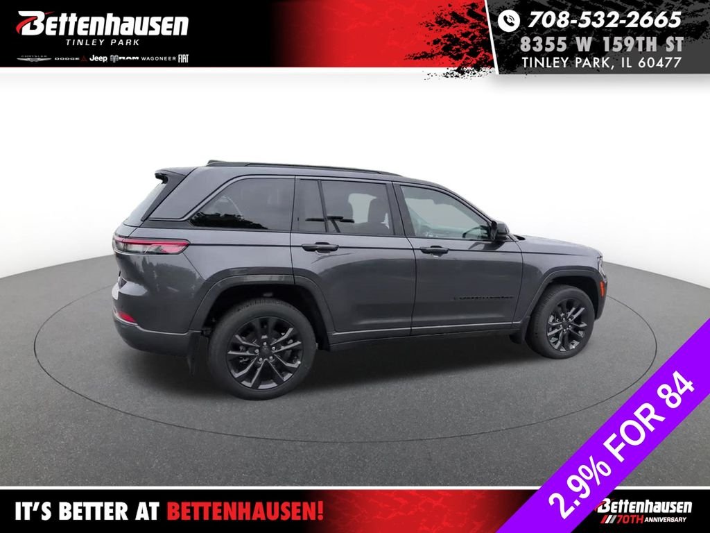 New 2026 Baltic Gray Metallic Clear-Coat Exterior Paint Jeep Limited Reserve image 7