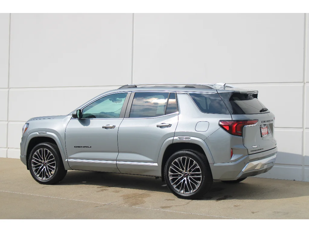 New 2026 STERLING METALLIC GMC AWD Denali image 3