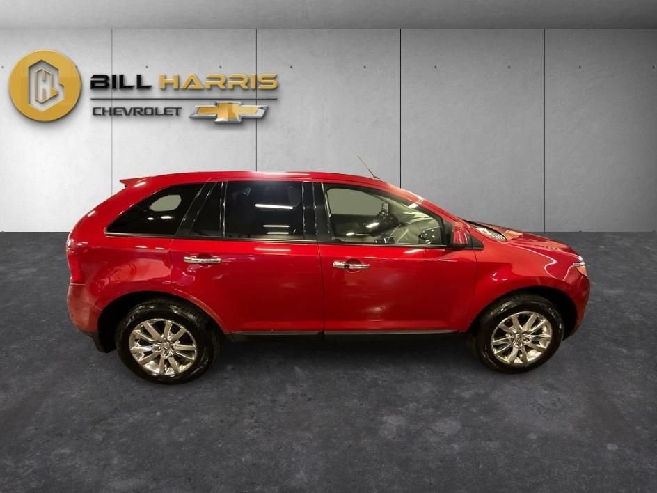 Used 2011 Red Ford SEL image 10