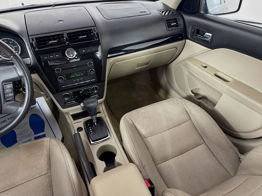 Used 2009 Blue Ford SEL image 25