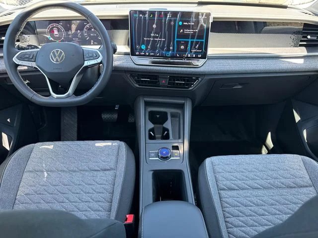 New 2026 Platinum Gray Metallic Volkswagen 2.0T S image 25