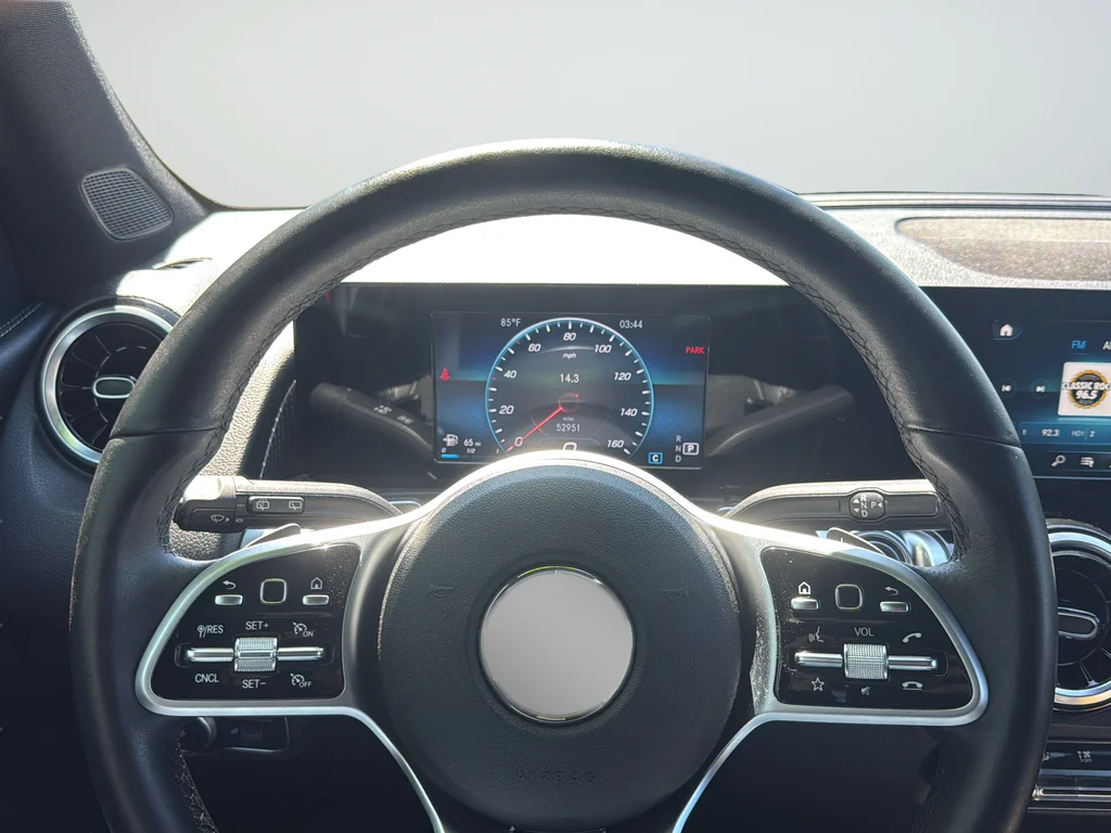 Used 2020 Red Mercedes-Benz GLB 250 image 6