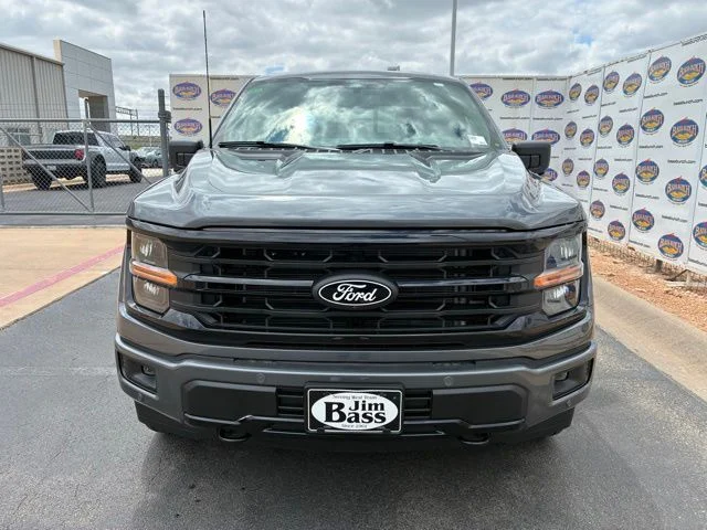 New 2026 Carbonized Gray Metallic Ford XLT image 3