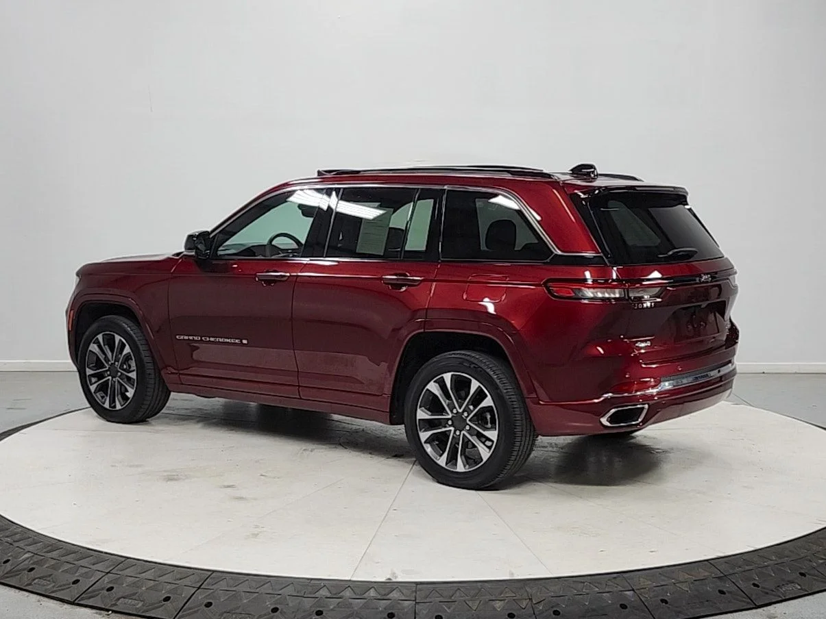 Used 2023 Red Jeep Overland image 5