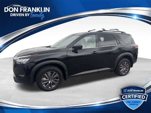 2025 Nissan Pathfinder SV