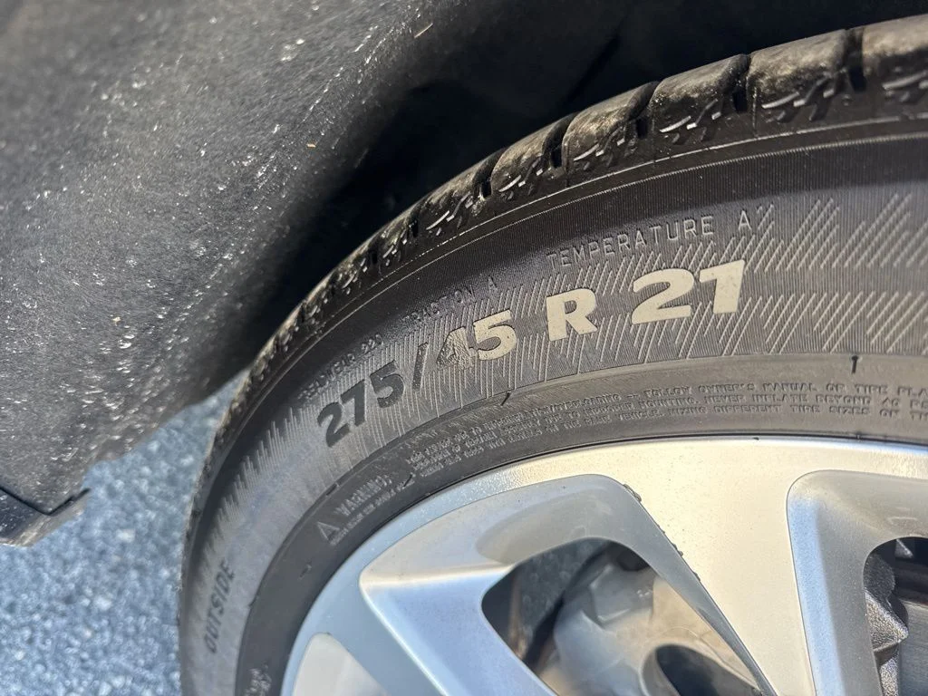 Used 2021 White Ford Platinum image 39