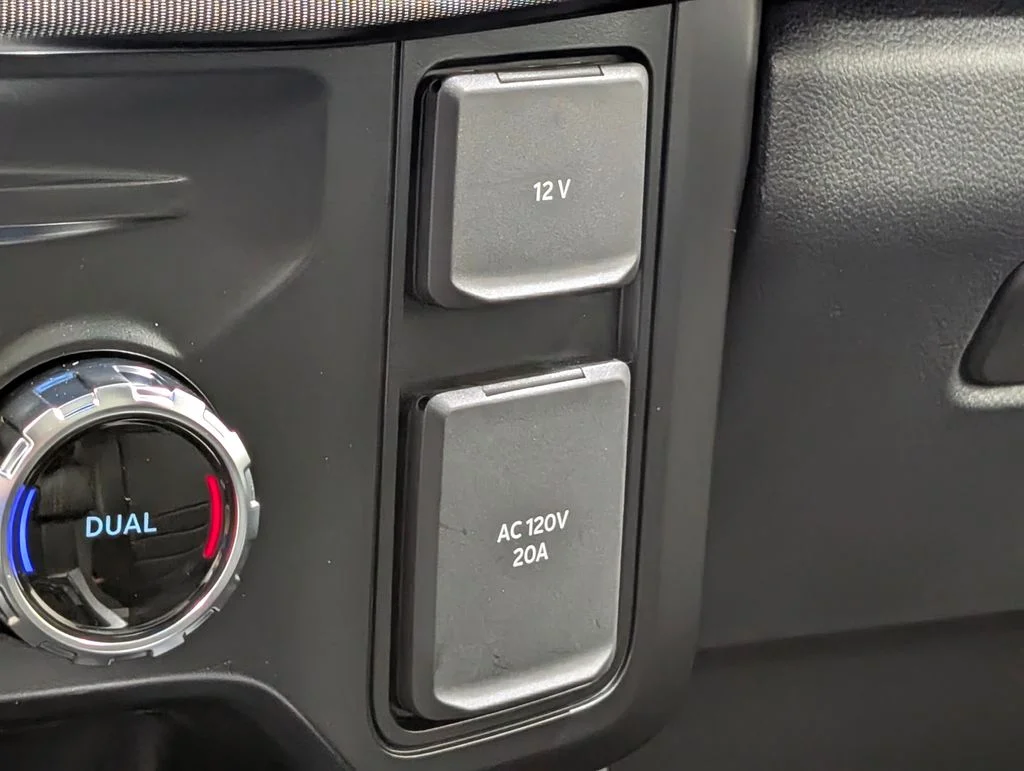 New 2026 Agate Black Metallic Ford F-250® Platinum® image 9