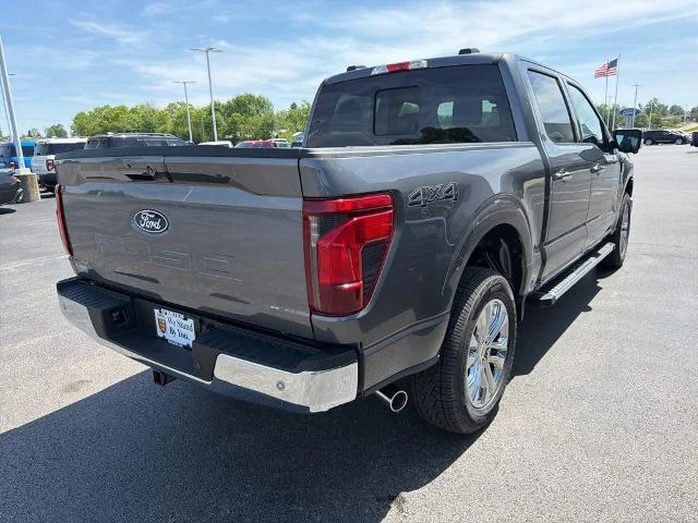 New 2026 Carbonized Gray Metallic Ford XLT image 27