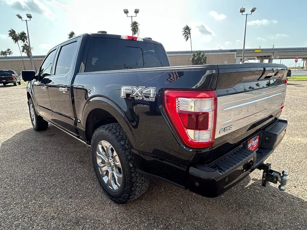 Used 2022 Black Ford Platinum image 4