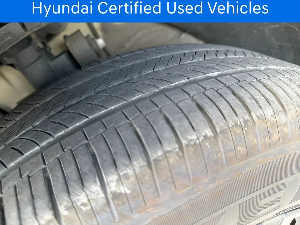 Certified Pre-Owned 2025 Hyundai Tucson Hybrid SEL Convenience