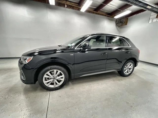 Certified Used 2024  Audi S line Premium image 5