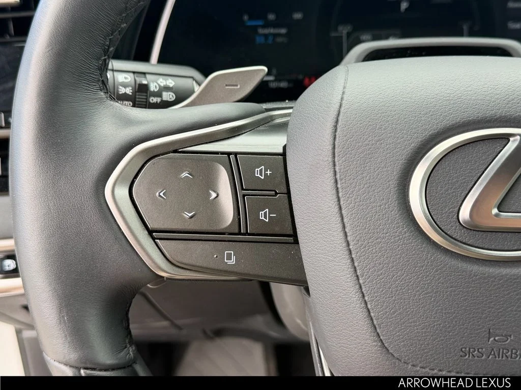 Used 2025 Silver Lexus 350h Premium Plus image 34