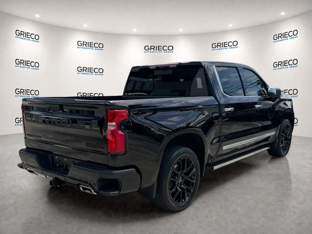 Used 2024 Black Chevrolet High Country image 7